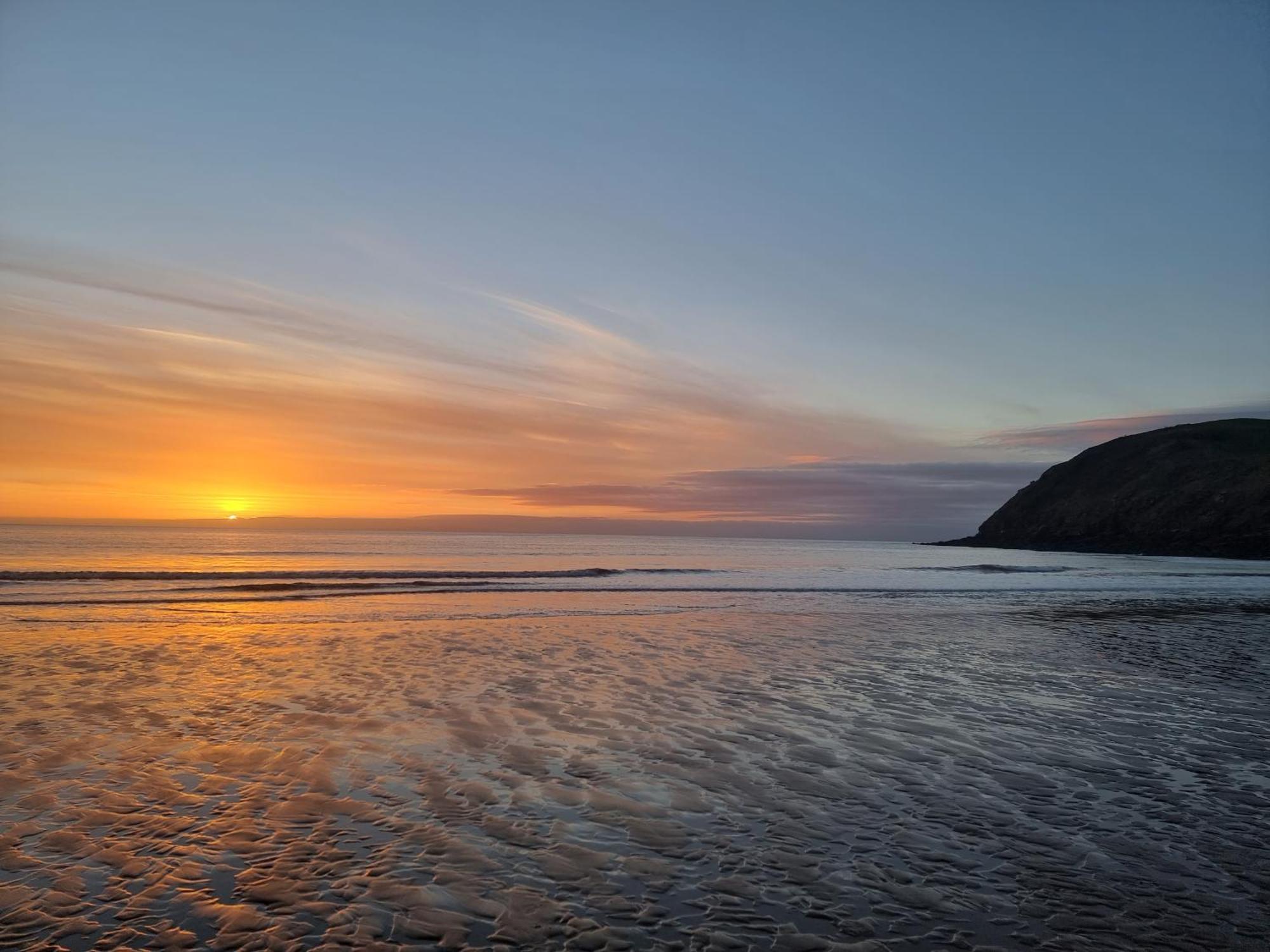 Impeccable Beachfront 2-Bed Cottage In St Bees Buitenkant foto